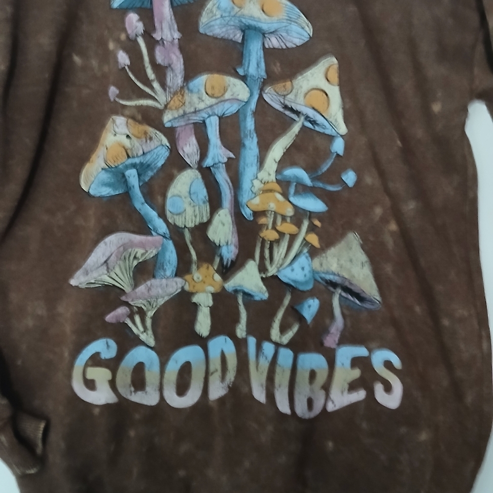 Goodvibes Distressed Oversized Mushroom Sweatshirt Womens Size XS - Picture 2 of 6